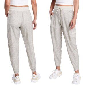 Athleta Venture Printed Jogger Pant Viper Gray Zip Pockets Size 8